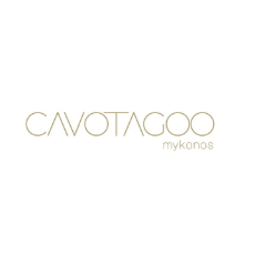 Επαγγελματική κουζίνα του Cavo Tagoo Mykonos, σχεδιασμένη και εξοπλισμένη από τη XENEX.